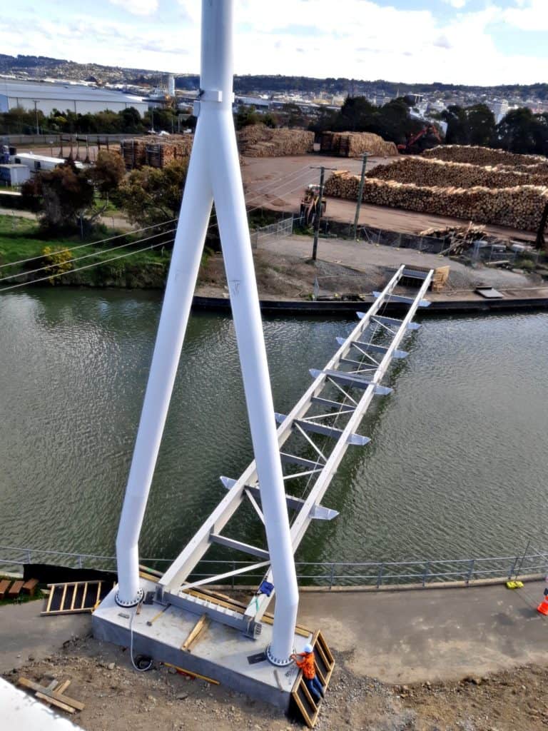 Water of Leith Footbridge - Steel Mast and Steel Super Erected October 2018